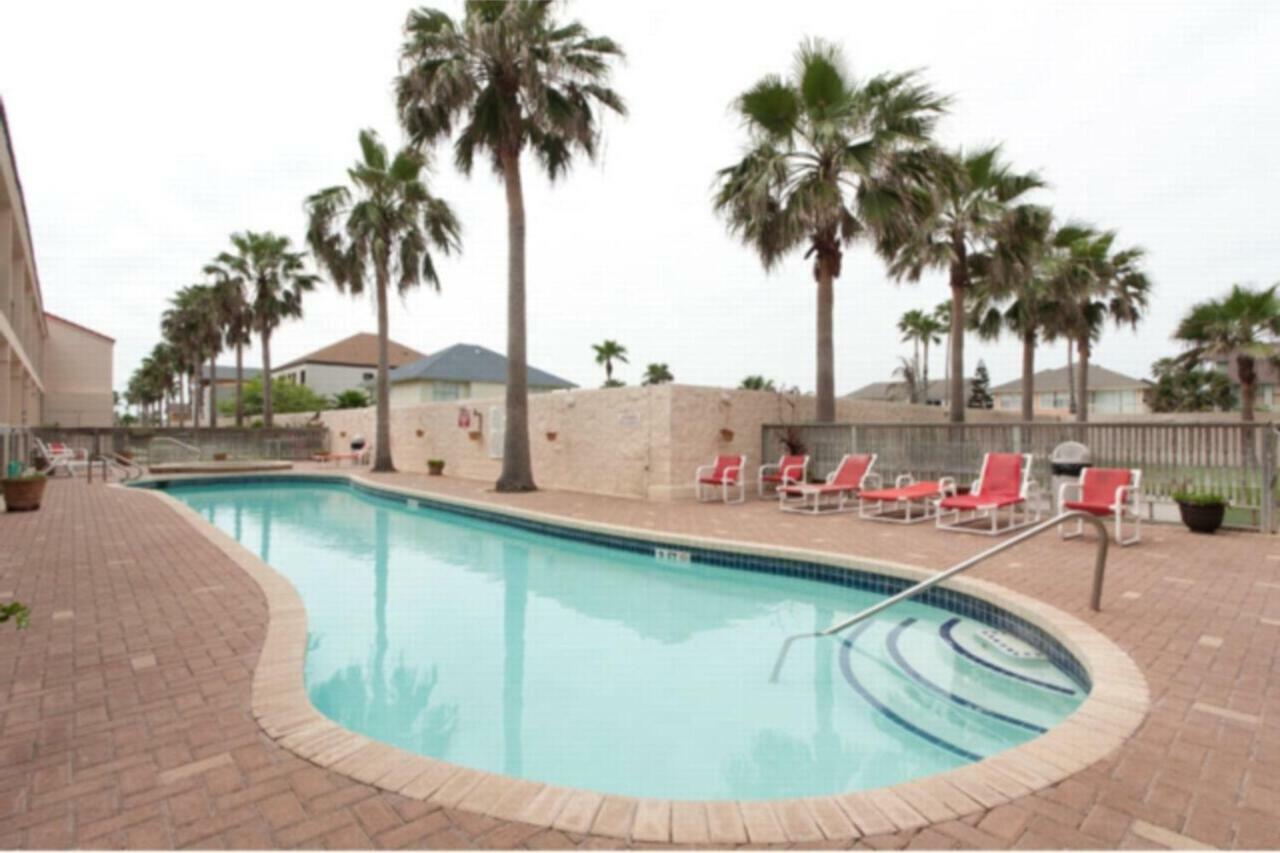 Tropical Breeze Apartment South Padre Island Exterior photo